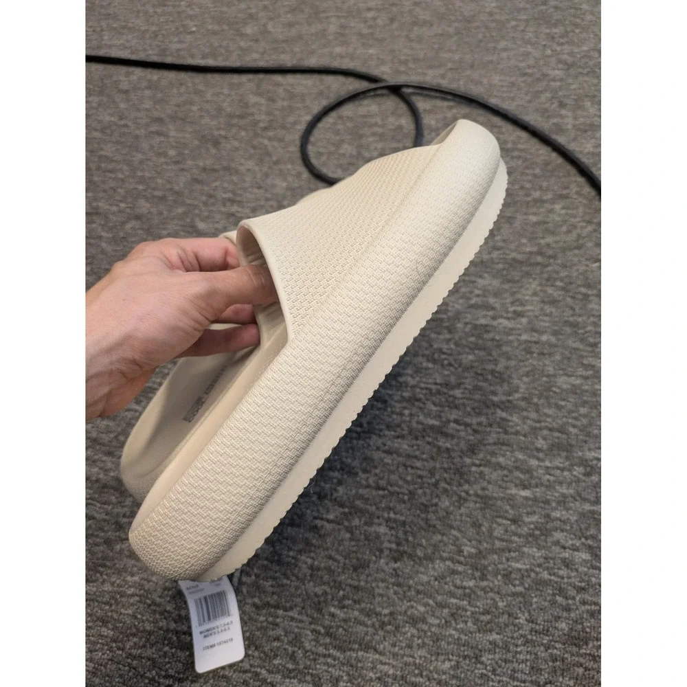 NEW 32 Degrees Cool Cushion Slides‎ Women's 7.5-8.5 Tan